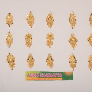 916 Gold Stylish Earrings SANER10